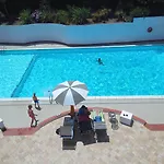 Lh Pedraladda 호텔 4*