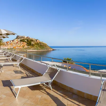 Lh Pedraladda Hotel 4*