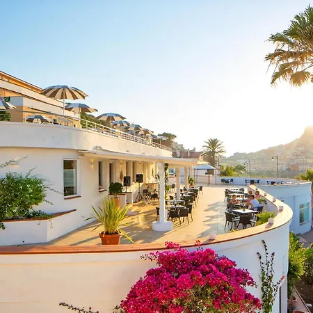 Hotel Lh Pedraladda 4*