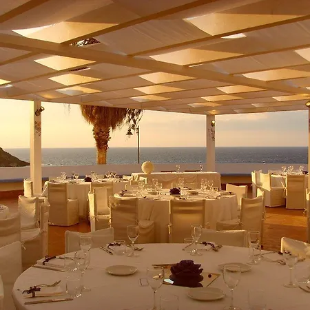 Lh Pedraladda Hotel