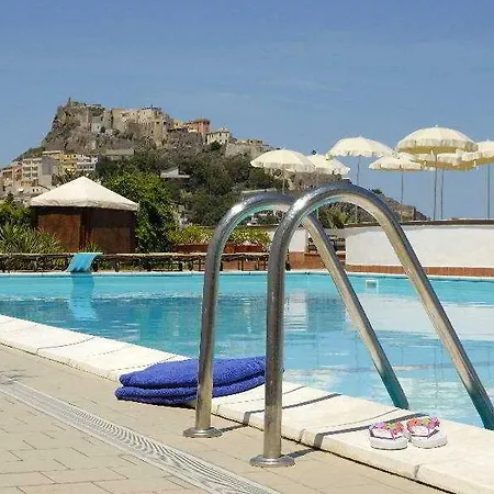 Lh Pedraladda Hotel 4*
