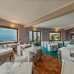 Lh Pedraladda Hotel